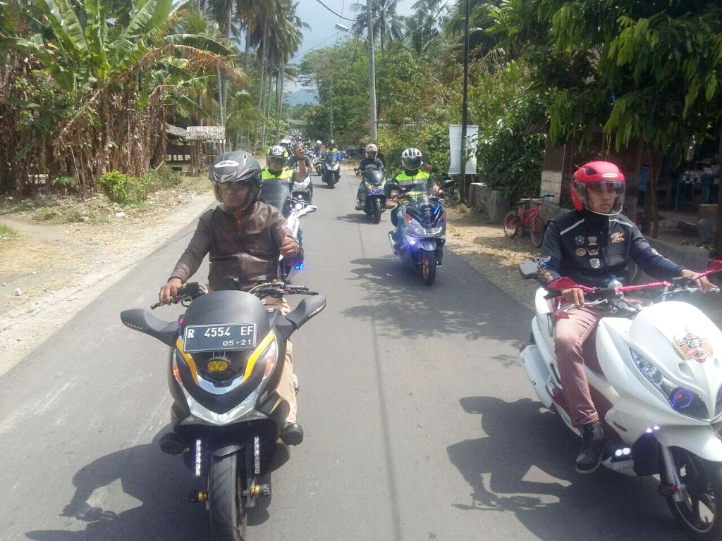 Honda PCX Club Indonesia Rayakan Ultah ke-6 di Pangandaran