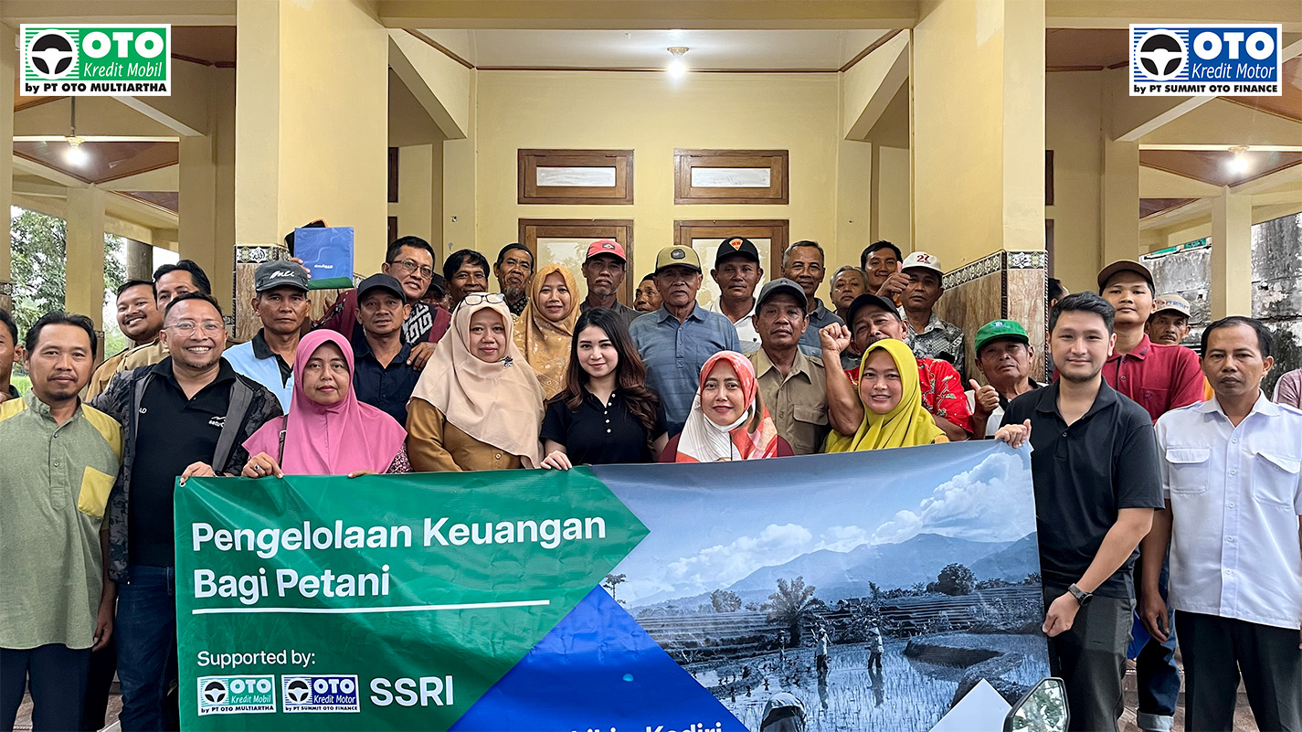 OTO Group Bersama Sumitomo Indonesia Berikan Edukasi Keuangan bagi Puluhan Petani di Desa Mekikis - Kediri